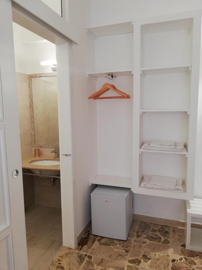 فندق Ostuni Crispi House المظهر الخارجي الصورة